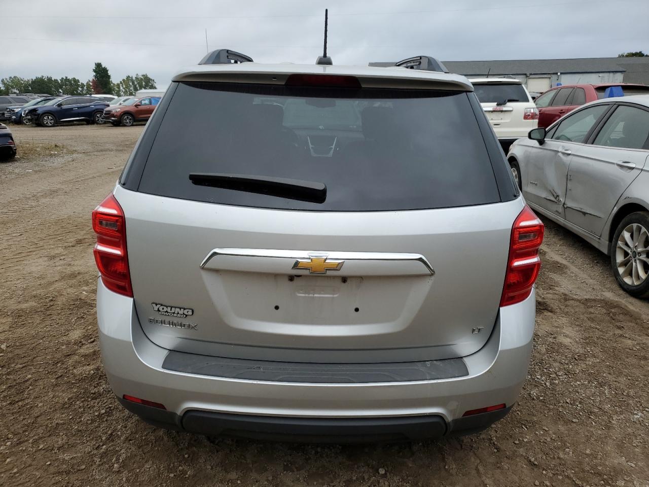 2GNALCEK3H1573411 2017 Chevrolet Equinox Lt