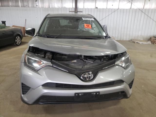 2T3BFREV4JW847455 Toyota RAV4 LE