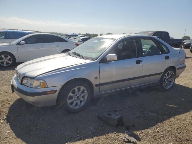 2000 Volvo S40 