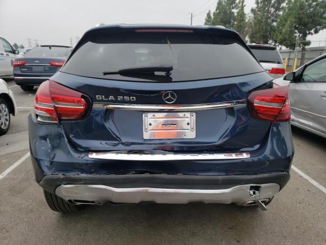WDCTG4EB8KJ642807 Mercedes-Benz GLA 250