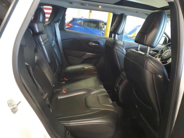 1C4PJMLBXKD139869 Jeep Cherokee Latitude Plus