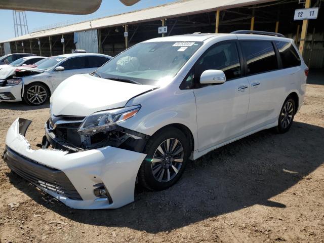 2019 Toyota Sienna XLE