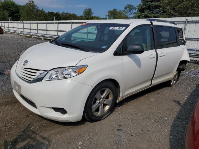 2016 Toyota Sienna LE