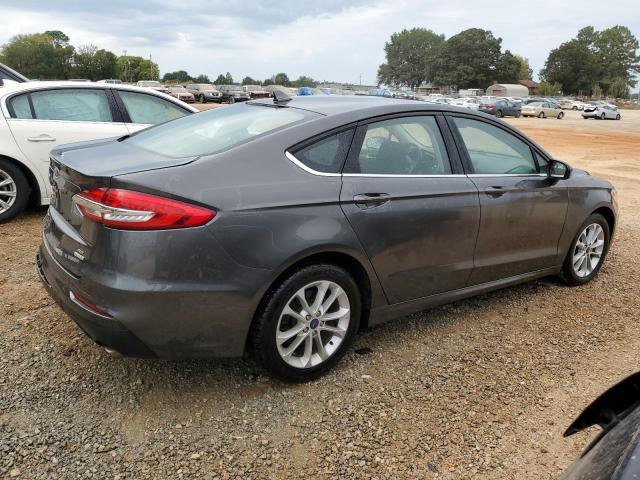 3FA6P0HD3LR184809 Ford Fusion SE 3