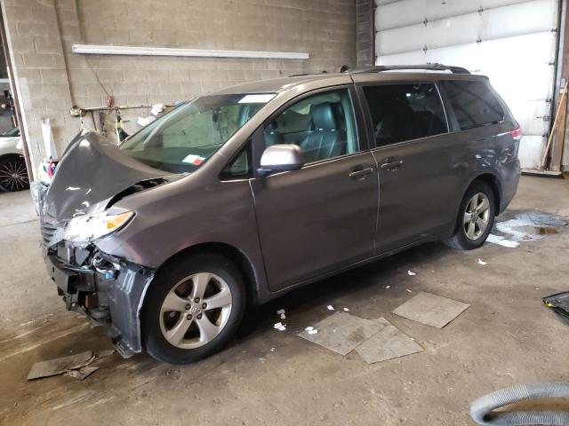 2014 Toyota Sienna LE