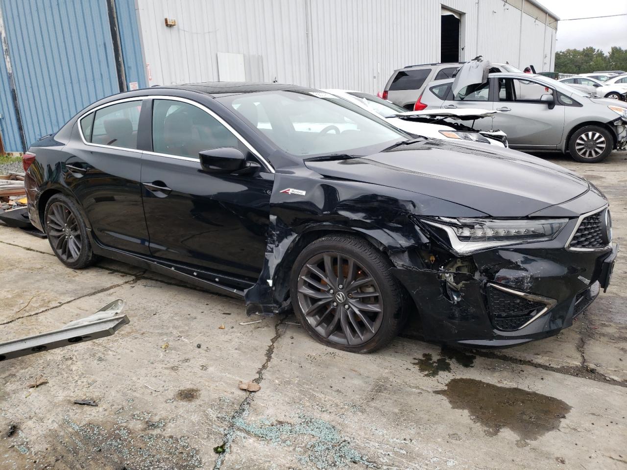 19UDE2F87KA001317 Acura ILX PREMIU 4