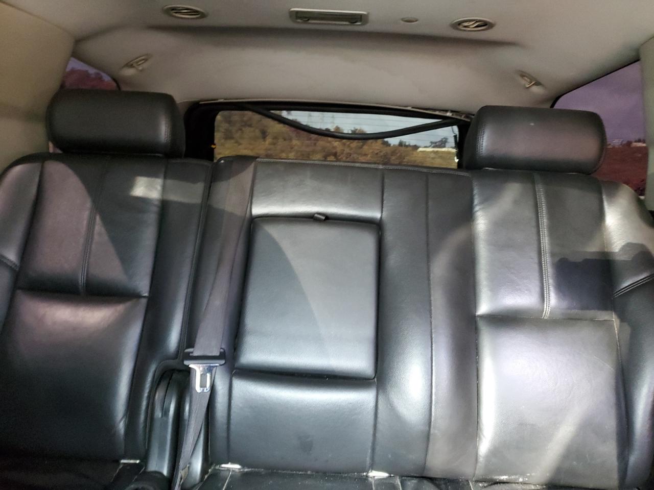 1GNUKBE08AR234861 2010 Chevrolet Tahoe K1500 Lt