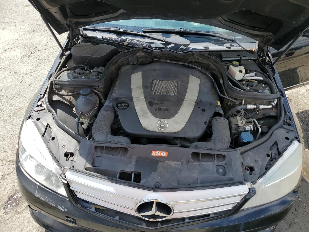 WDDGF56X19R057675 2009 Mercedes-Benz C350