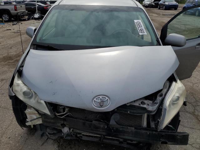 2011 Toyota Sienna Le VIN: 5TDKK3DC4BS038646 Lot: 69676993