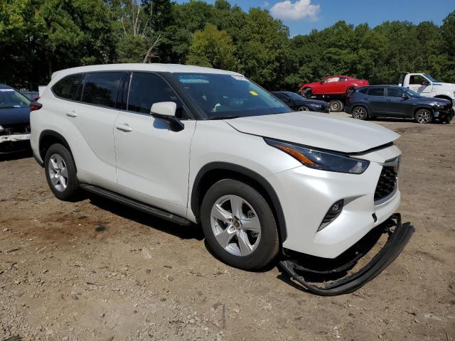 VIN 5TDZZRAH5NS556623 2022 Toyota Highlander, L no.4