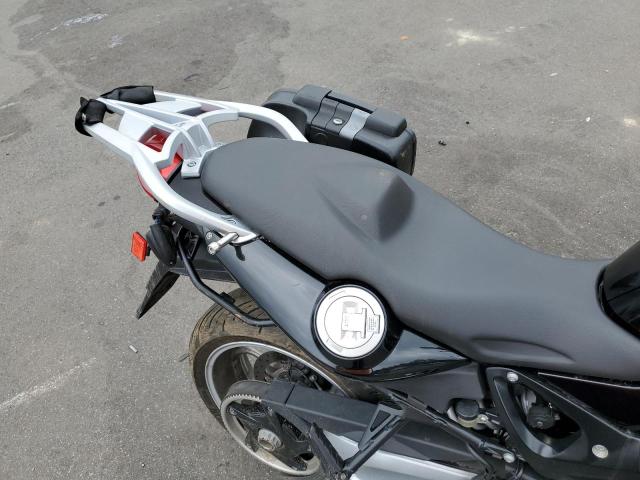 2012 BMW F800 ST - WB1024406CZR12947