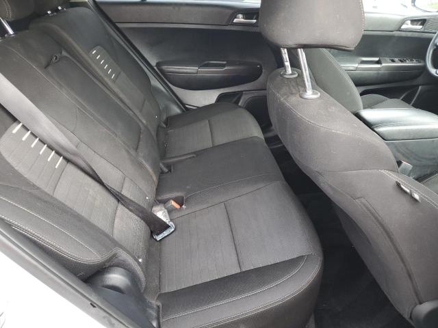 KNDPMCAC1J7318148 KIA Sportage Lx
