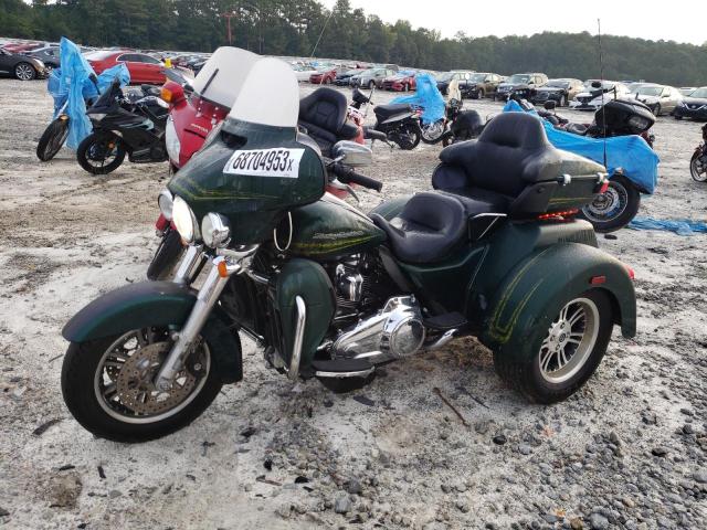 2019 HARLEY-DAVIDSON FLHTCUTG 1HD1MAF12KB853228