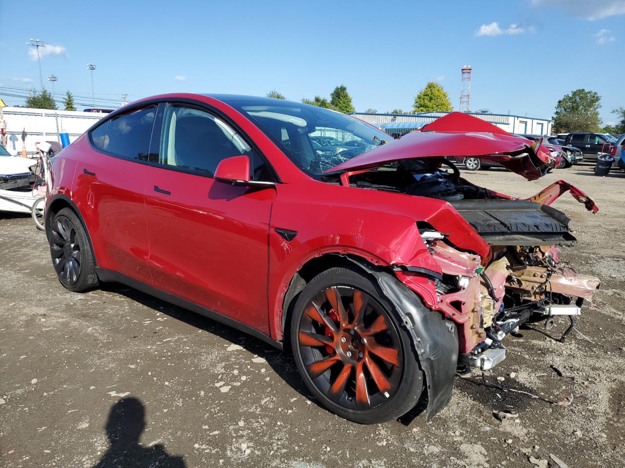 7SAYGDEF3NF374844 Tesla Model Y  4