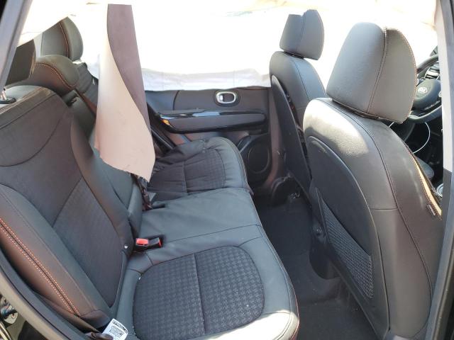 KNDJX3AA8J7540147 KIA Soul !