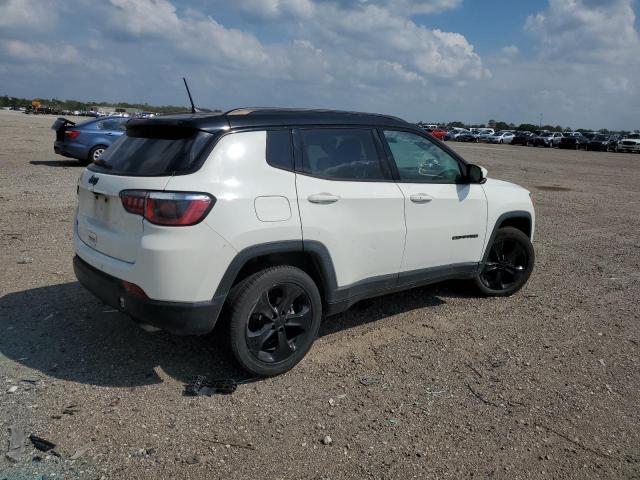 3C4NJCBB1JT300315 Jeep Compass Latitude
