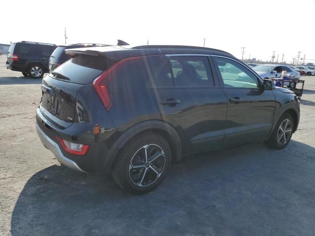 KNDCR3LE0P5037588 Kia Niro EX 3