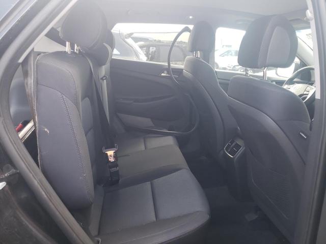KM8J3CA28JU821415 Hyundai Tucson Value