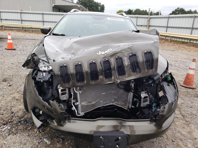 1C4PJMCS8FW588753 Jeep Cherokee Latitude