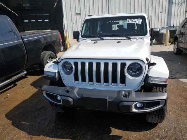1C4HJXEN9JW277581 Jeep Wrangler Unlimited Sahara