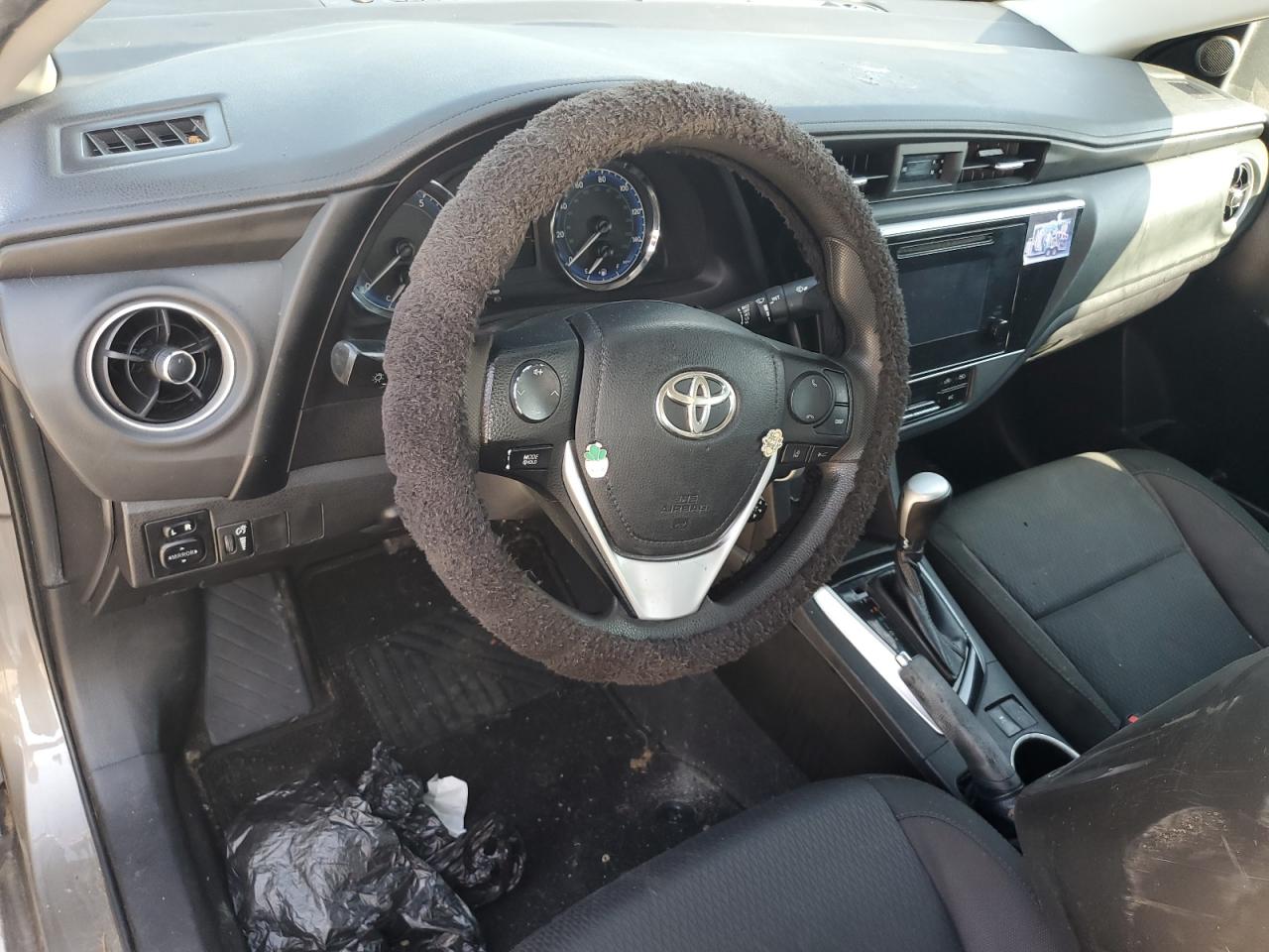 5YFBURHE4KP860980 2019 Toyota Corolla L