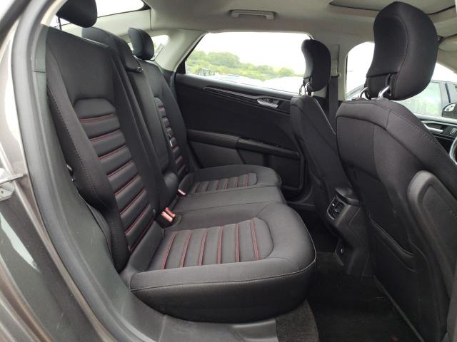 1FA6P0HD4E5362913 Ford FUSION SE
