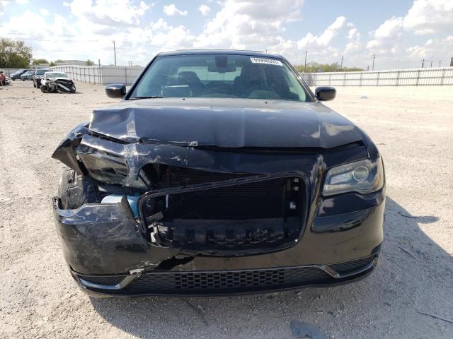 VIN 2C3CCAAG3KH610015 2019 CHRYSLER 300 no.5