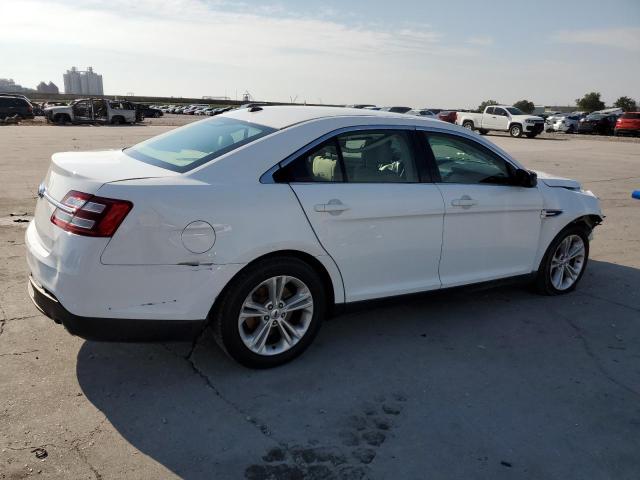 1FAHP2D88JG138457 Ford TAURUS SE