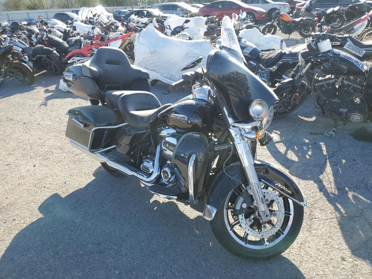 1HD1FCC15KB637075 HARLEY-DAVIDSON FLHTCU 2019