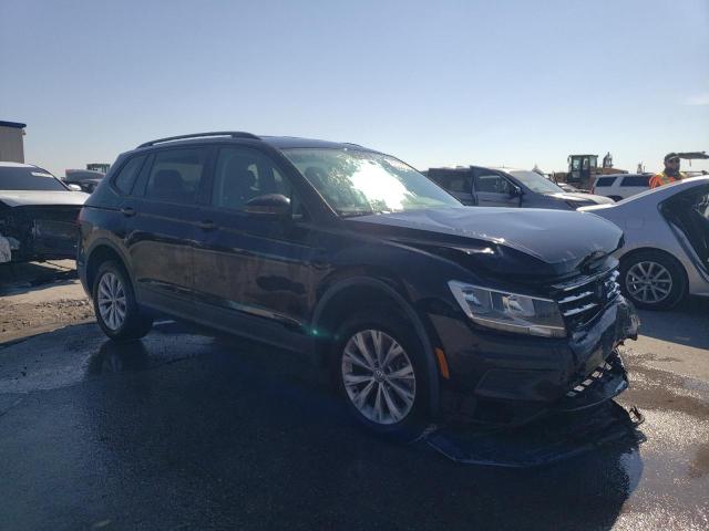 3VV0B7AX7KM162109 Volkswagen Tiguan S 4