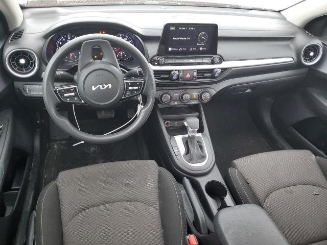 3KPF24AD3PE591259 Kia Forte LX 8