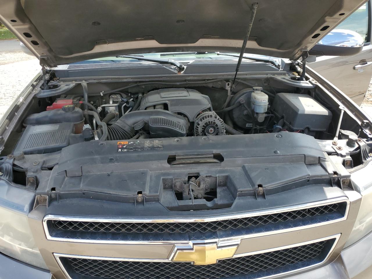 1GNSKBE09BR399164 2011 Chevrolet Tahoe K1500 Lt