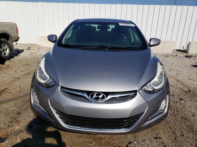 KMHDH4AE4FU225899 Hyundai ELANTRA SE
