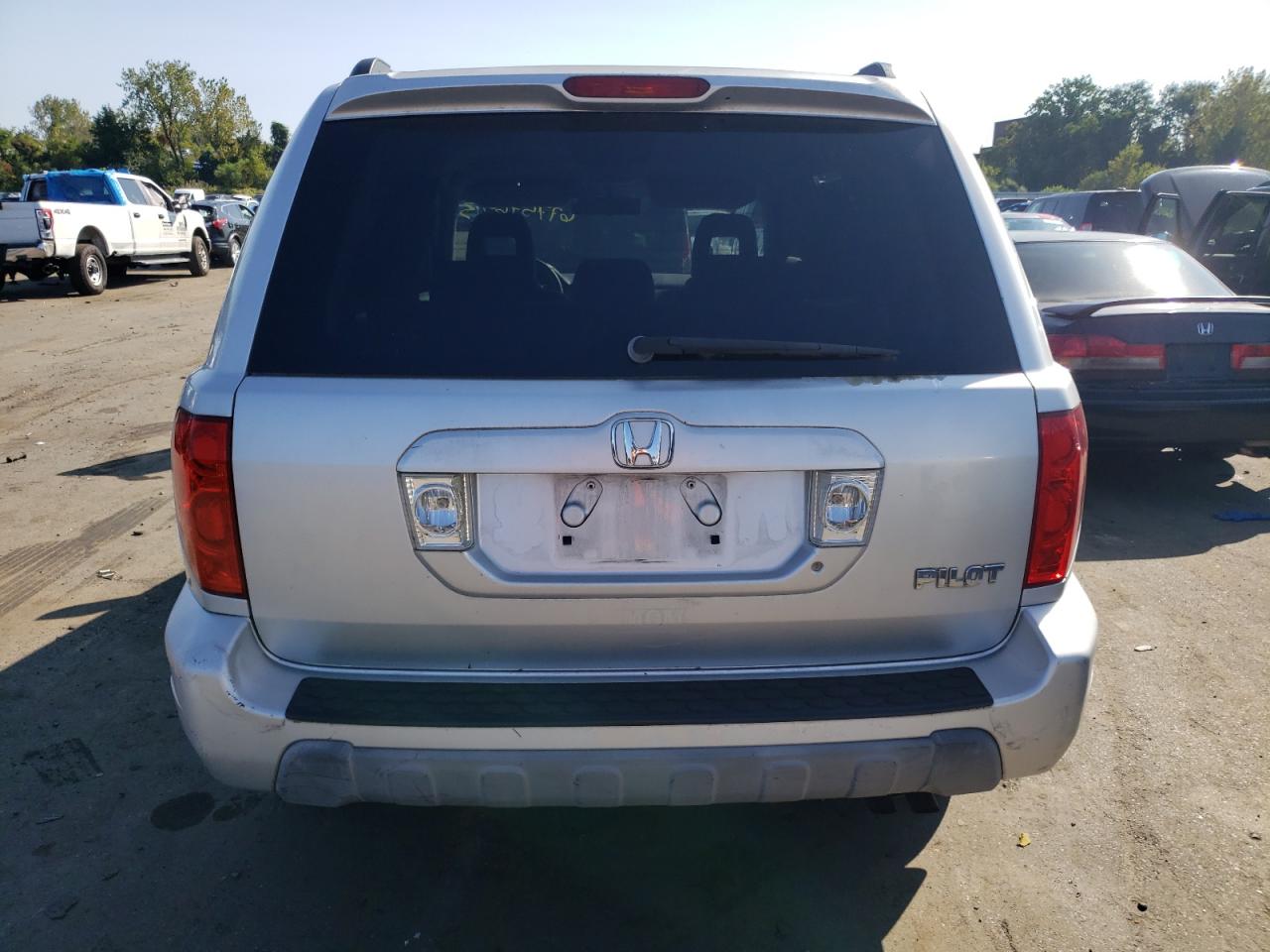 Lot #3052288610 2005 HONDA PILOT EX