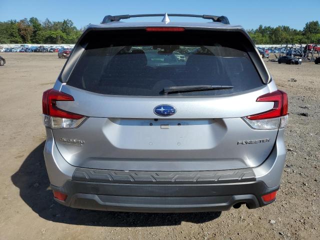 JF2SKAEC0KH461667 Subaru Forester Premium