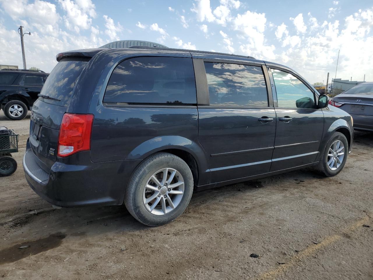 2014 Dodge Grand Caravan Sxt vin: 2C4RDGCG3ER245434