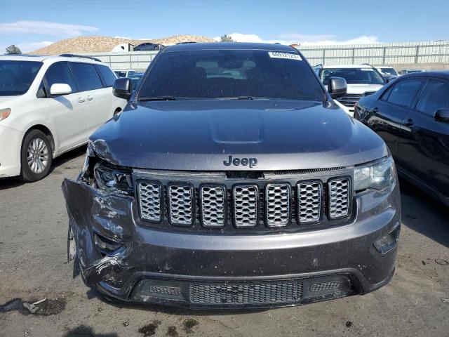 1C4RJFAG9JC303216 Jeep Grand Cherokee Laredo