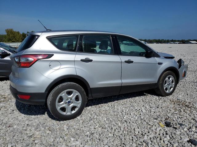 1FMCU0F71HUB03210 2017 FORD ESCAPE, photo no. 3