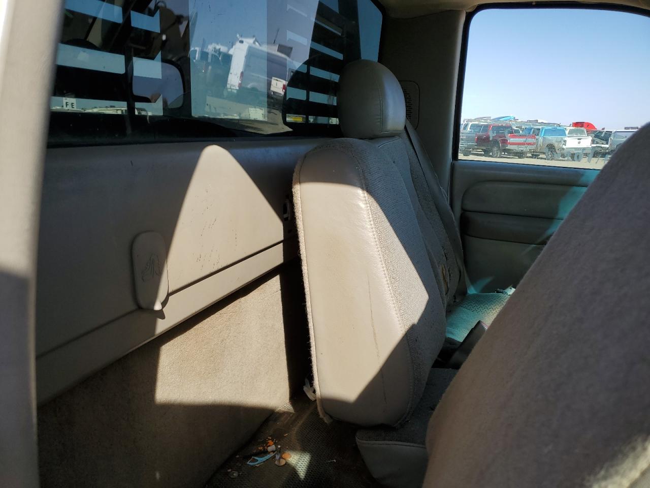 1GCHC24U83Z209229 2003 Chevrolet Silverado C2500 Heavy Duty 1GCHC24U83Z209229 2003 Chevrolet Silverado C2500 Heavy Duty
