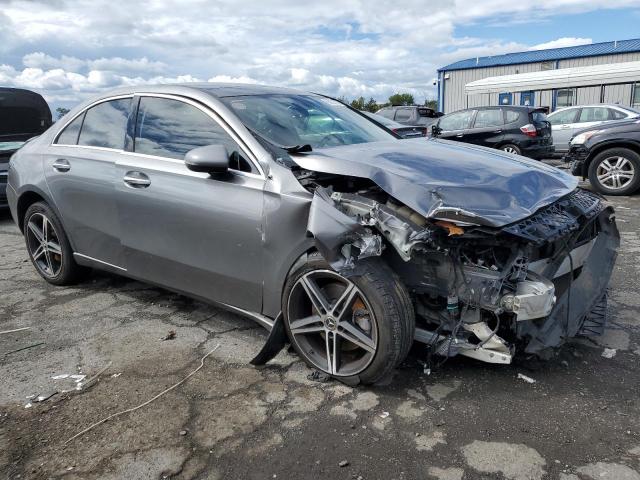 WDD3G4EB9KW034826 Mercedes-Benz A 220