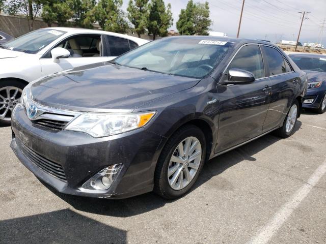 2013 Toyota Camry Hybrid 