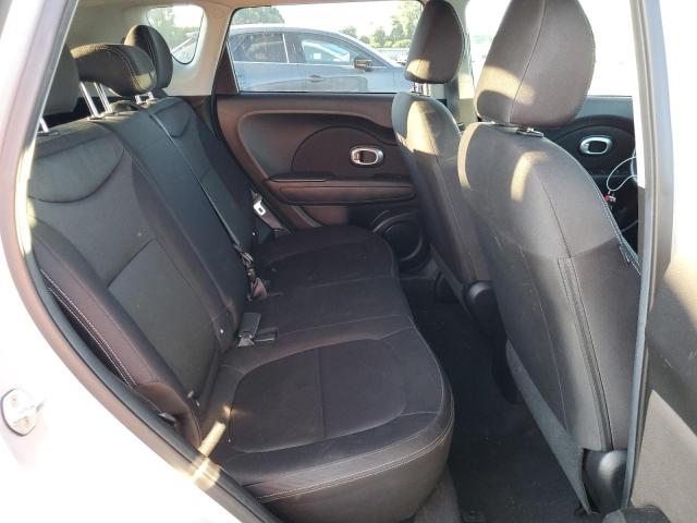 KNDJN2A22G7876121 KIA Soul