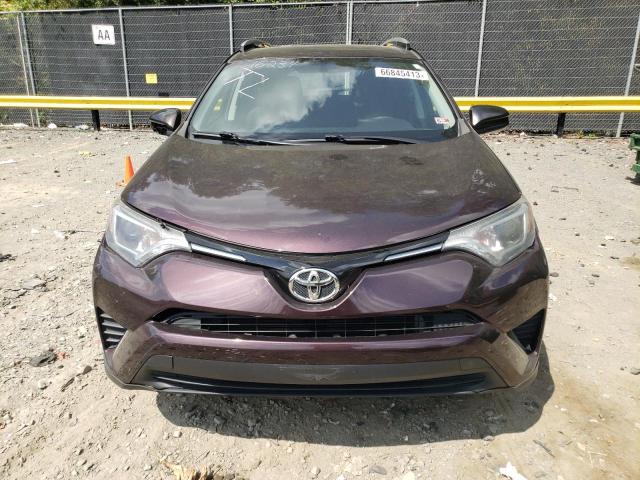 2T3ZFREV9GW275855 Toyota RAV4 LE