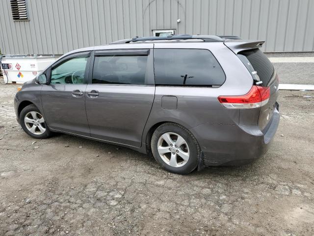 VIN 5TDKK3DC7ES462083 2014 Toyota Sienna, LE no.2