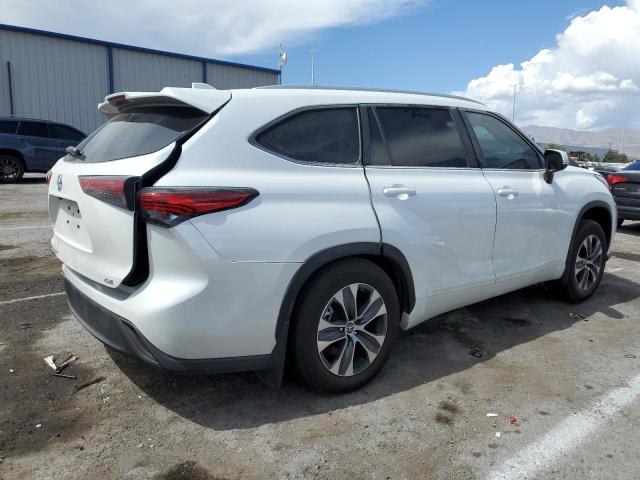 VIN 5TDKDRAH7PS028486 2023 Toyota Highlander, L no.3