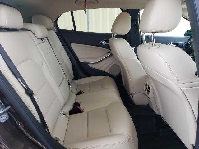 WDCTG4EB7JJ492736 Mercedes-Benz GLA 250