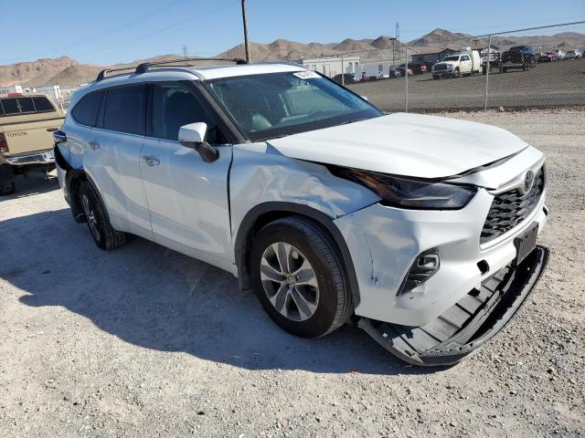 VIN 5TDHZRBH0NS574067 2022 Toyota Highlander, Xle no.4