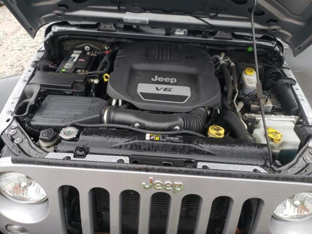 1C4BJWDG7HL704982 Jeep Wrangler Unlimited Sport