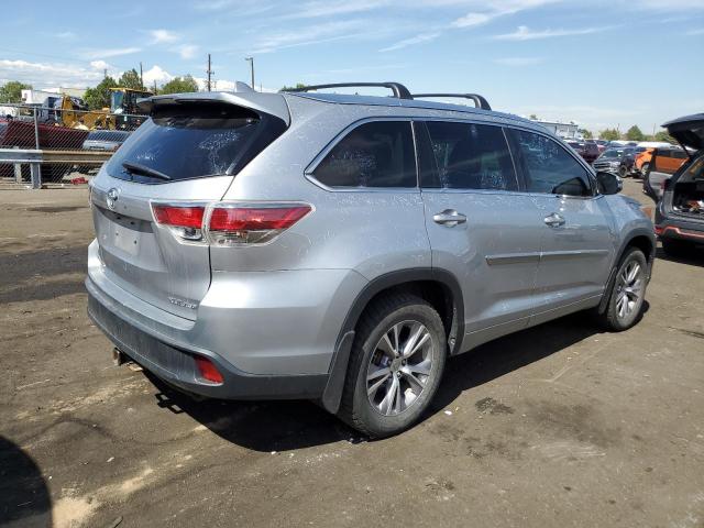 5TDJKRFH0FS123819 Toyota Highlander Xle
