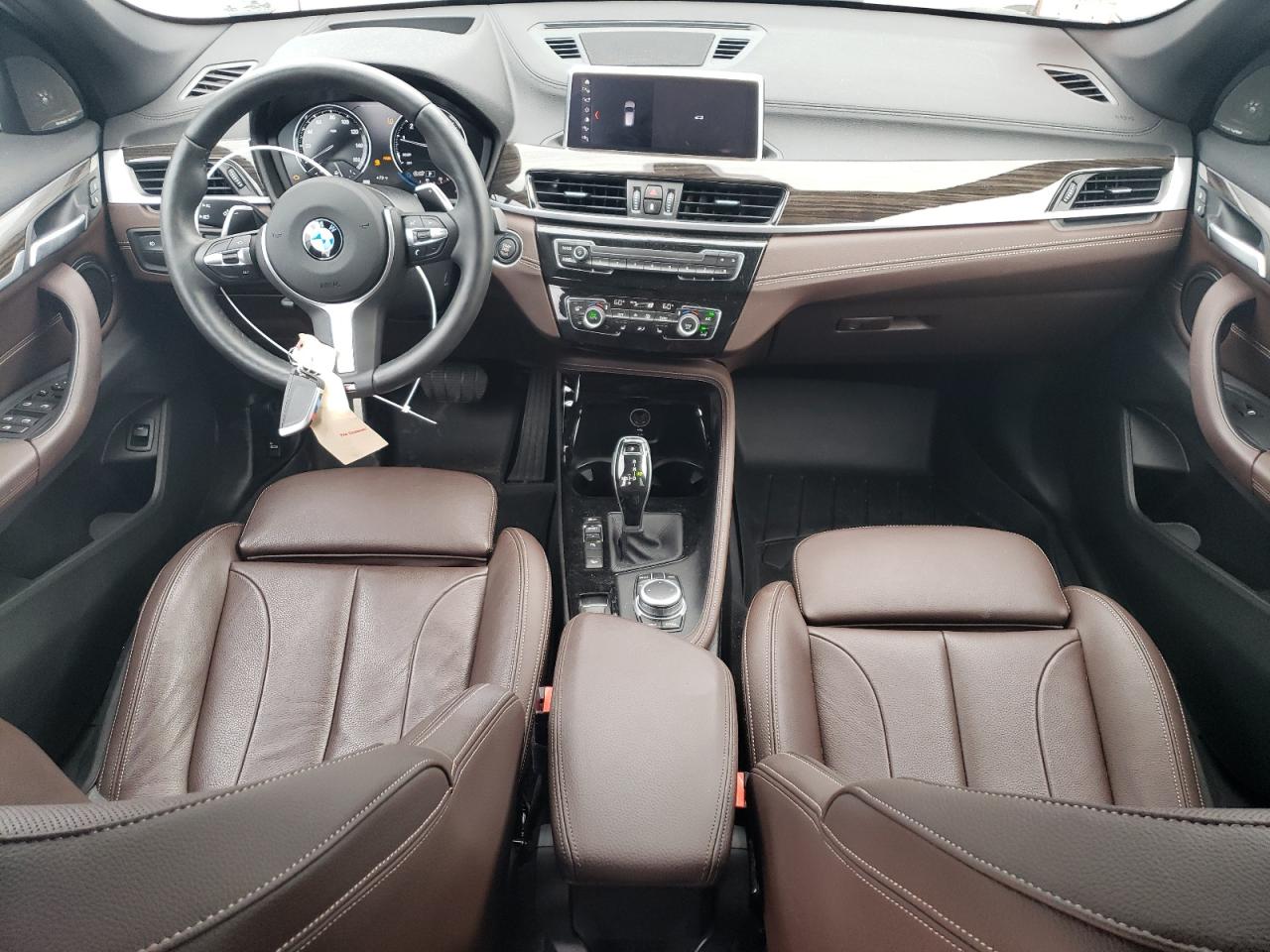 WBXJG9C07N5U62262 BMW X1 XDRIVE2 8